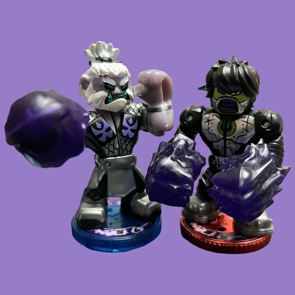 Akedo, Powerstorm 5 Player Pack Figures and 1 Stand Moose Toys - Picture 4 of 9